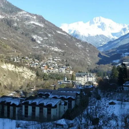 Appartement Studio Brides-les-bains, 1 Pièce, 4 Personnes - Fr-1-512-65 *